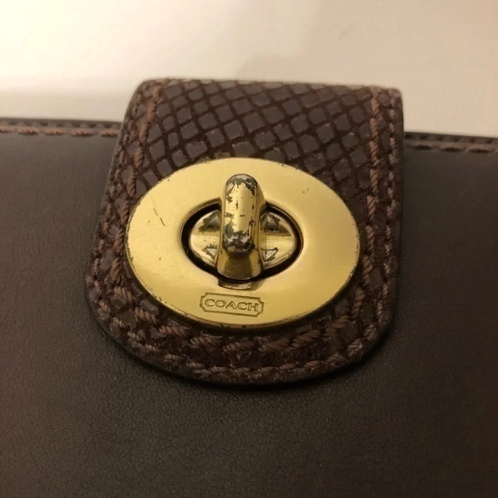 COACH vintage y2k brown leather and snake embossed turnlock wallet